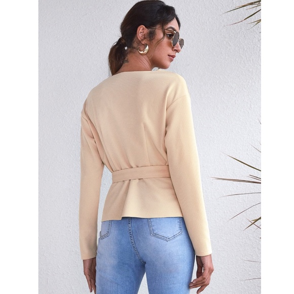 Casual Beige Belted Wrap V-Neck Top - Picture 5 of 7
